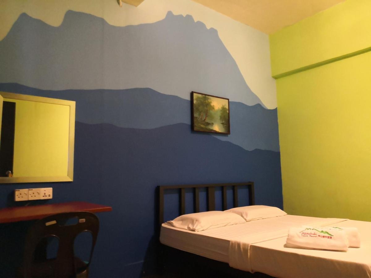 Akinabalu Youth Hostel Kota Kinabalu Ngoại thất bức ảnh